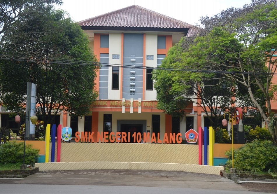 GEDUNG-UTAMA-landscape-b4afdef7457657ead4352e7e7ae5b6bd-o0a6rdb19ve8